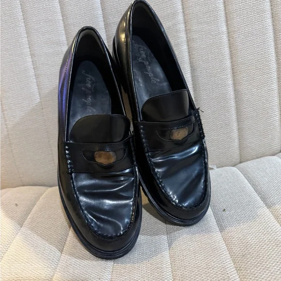 Free People
Women's Liv Penny Loafers - Picture 4 of 13